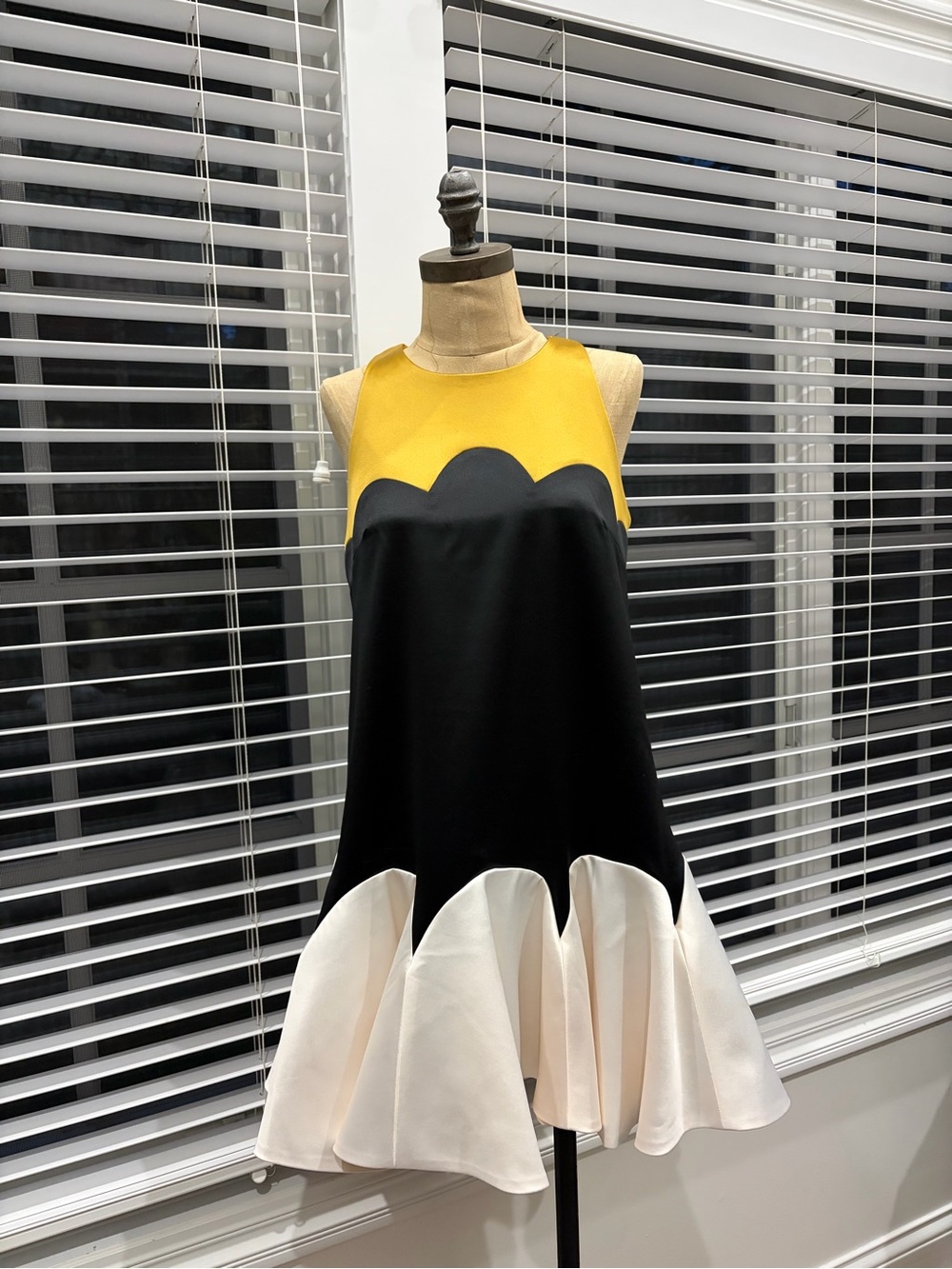 Maeve Gold, Black & Cream Scalloped Mini Dress XS